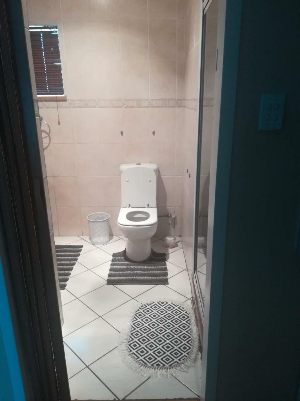 Lalela House Apartment โจฮันเนสเบิร์ก ภายนอก รูปภาพ