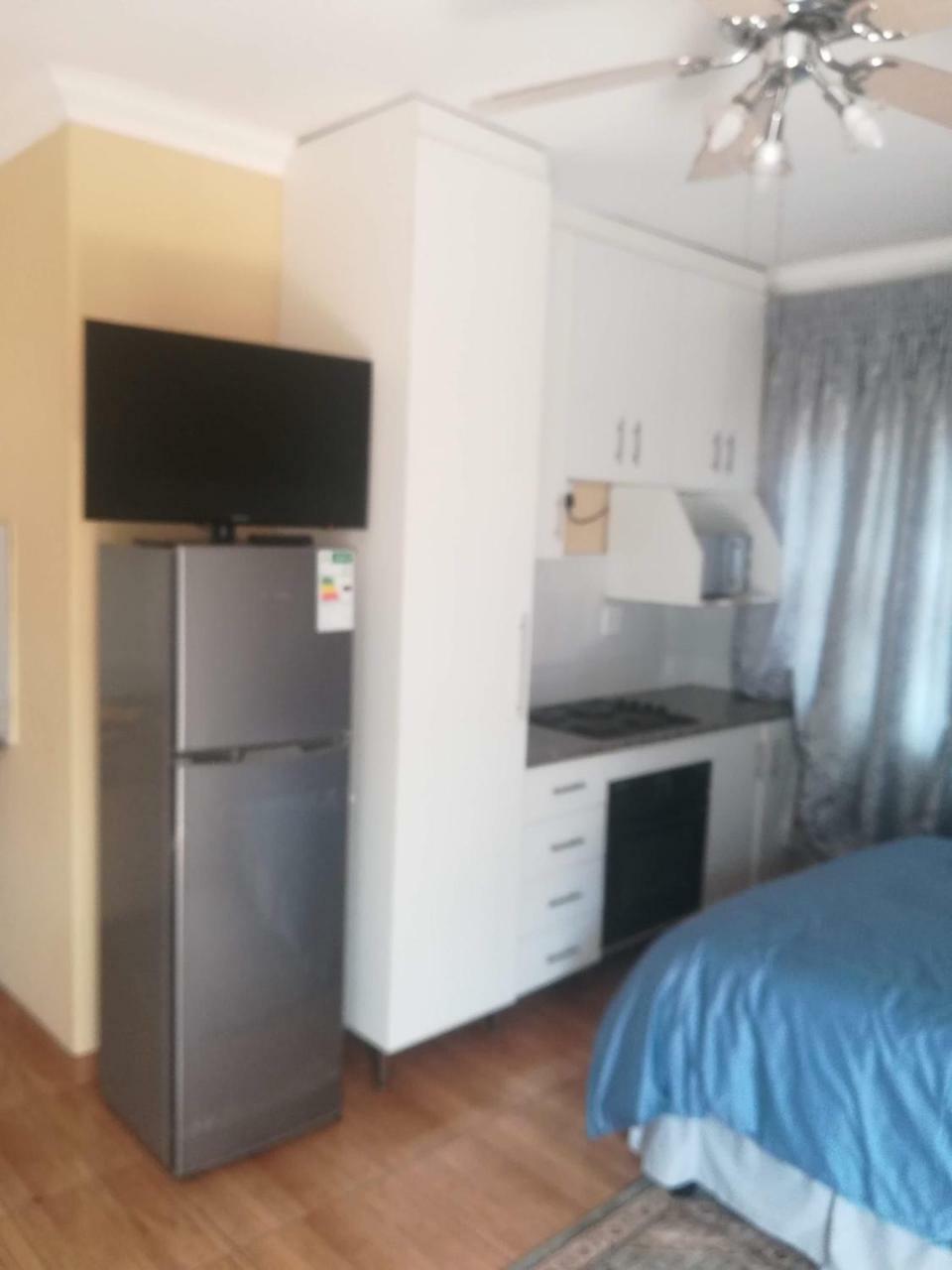 Lalela House Apartment โจฮันเนสเบิร์ก ภายนอก รูปภาพ